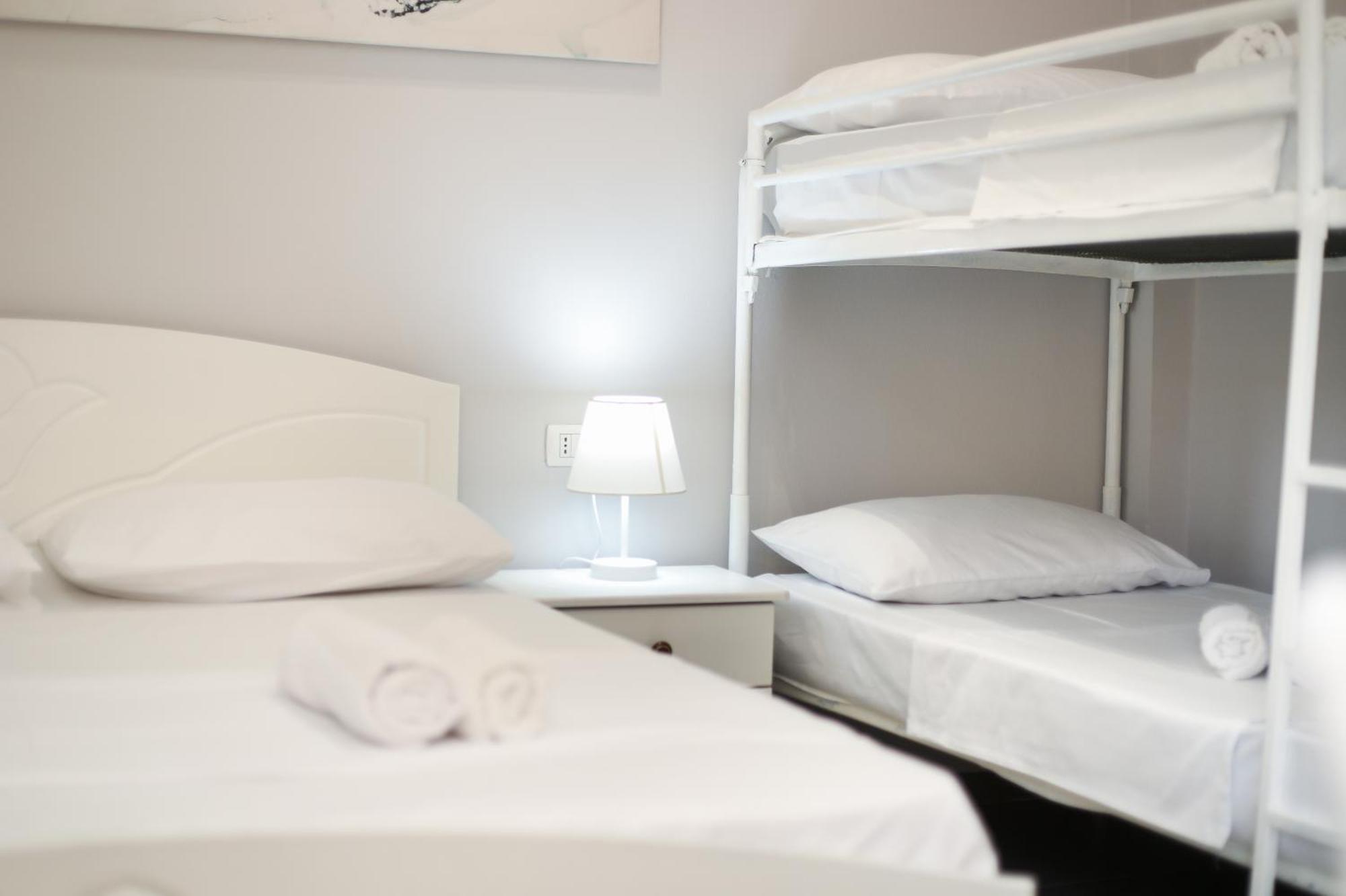 Vila Feliz - Premium Rooms With Free Private Parking Vlore Exterior photo