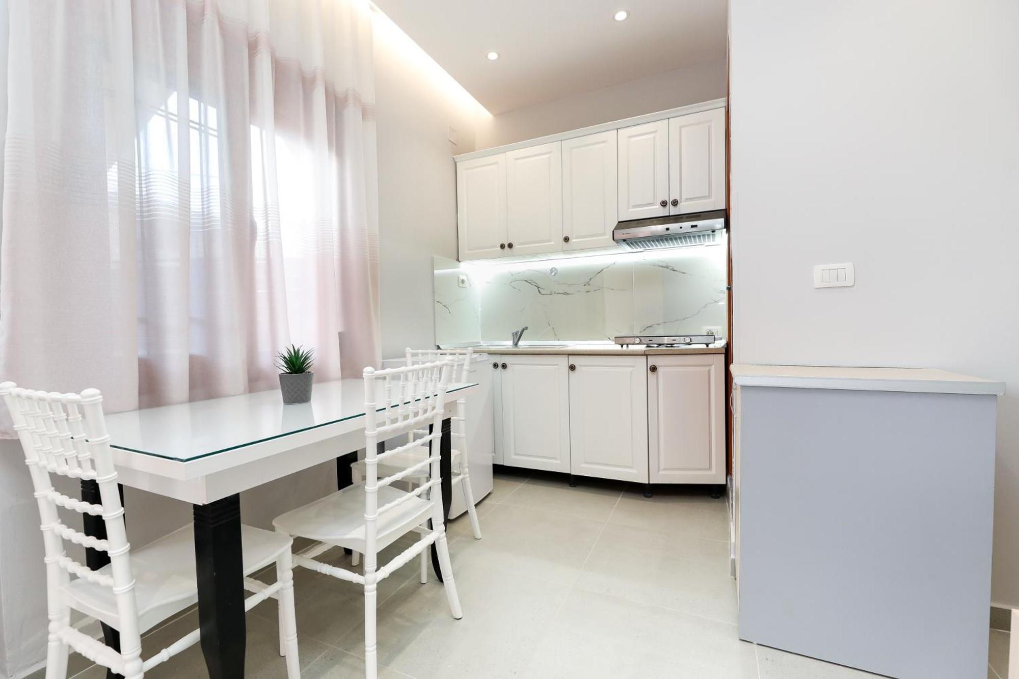 Vila Feliz - Premium Rooms With Free Private Parking Vlore Exterior photo