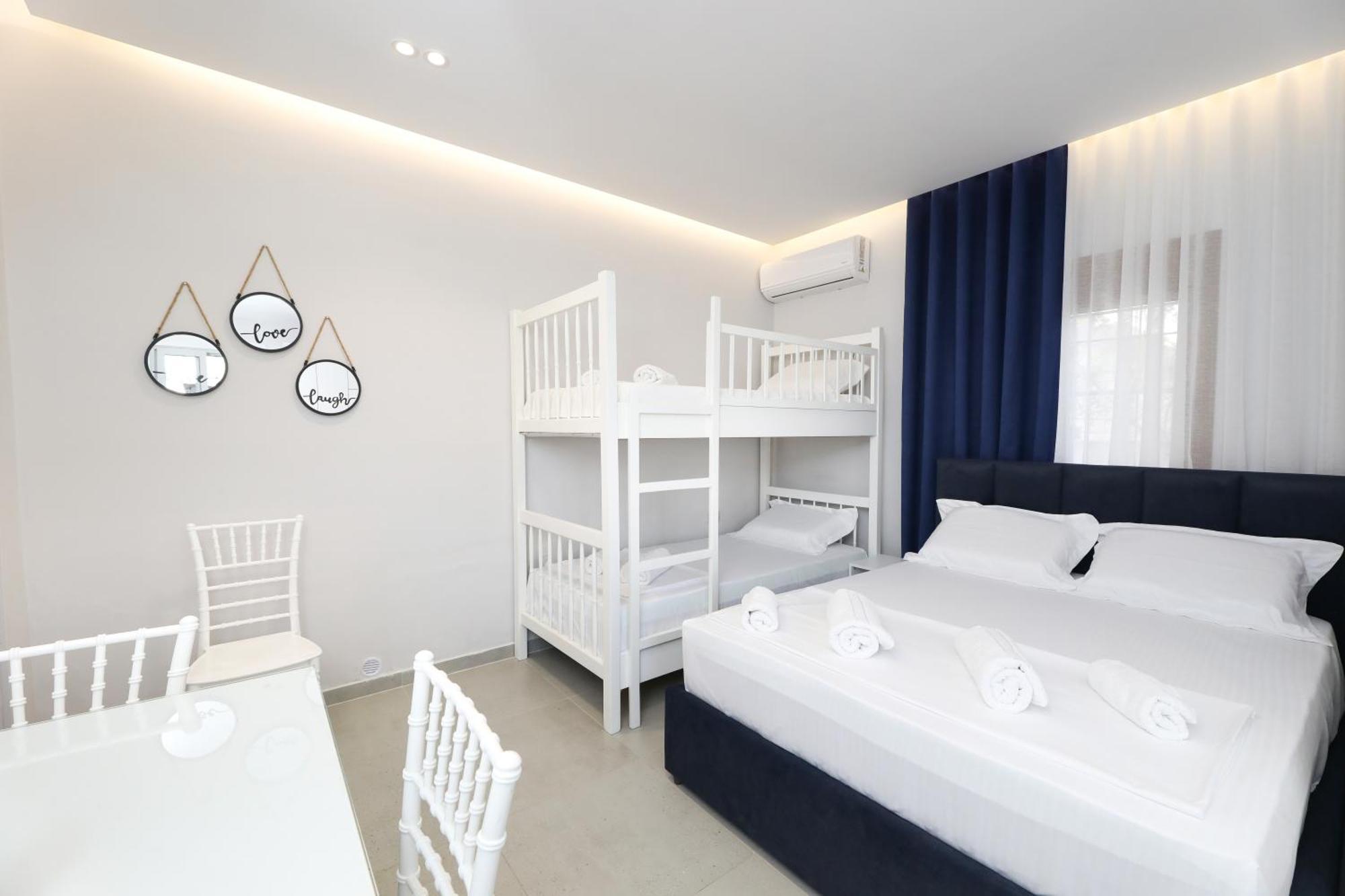 Vila Feliz - Premium Rooms With Free Private Parking Vlore Exterior photo